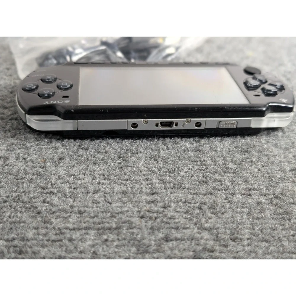 Sony PSP Console Black 2001 Handheld With Charger and Battery Tested & Working